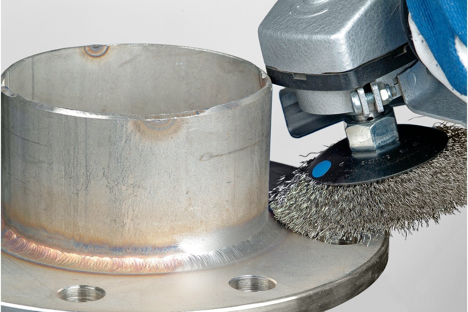 Crimped Wire Bevel Brush, 4 1/2 Inch / Stainless steel wire (INOX)